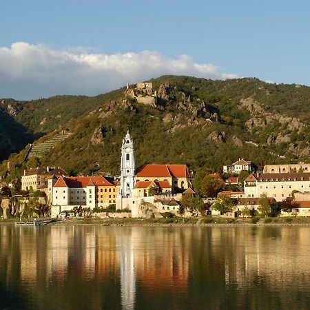 Weingut-Pension Stockingerhof 던스테인 외부 사진