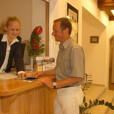 Weingut-Pension Stockingerhof 던스테인 외부 사진