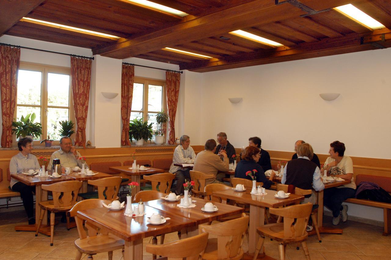Weingut-Pension Stockingerhof 던스테인 외부 사진